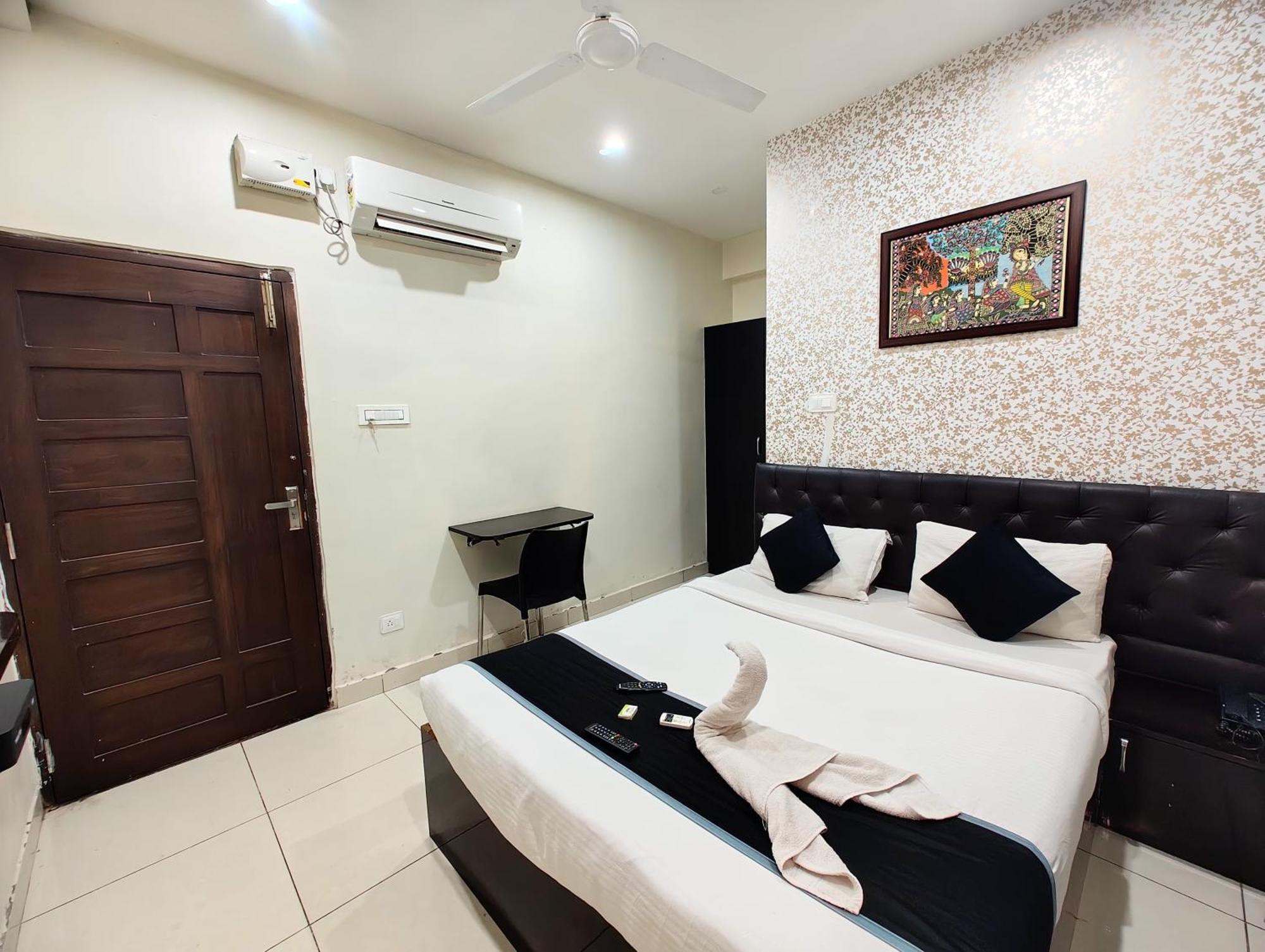 Hotel Grandview Kondapur  ภายนอก รูปภาพ