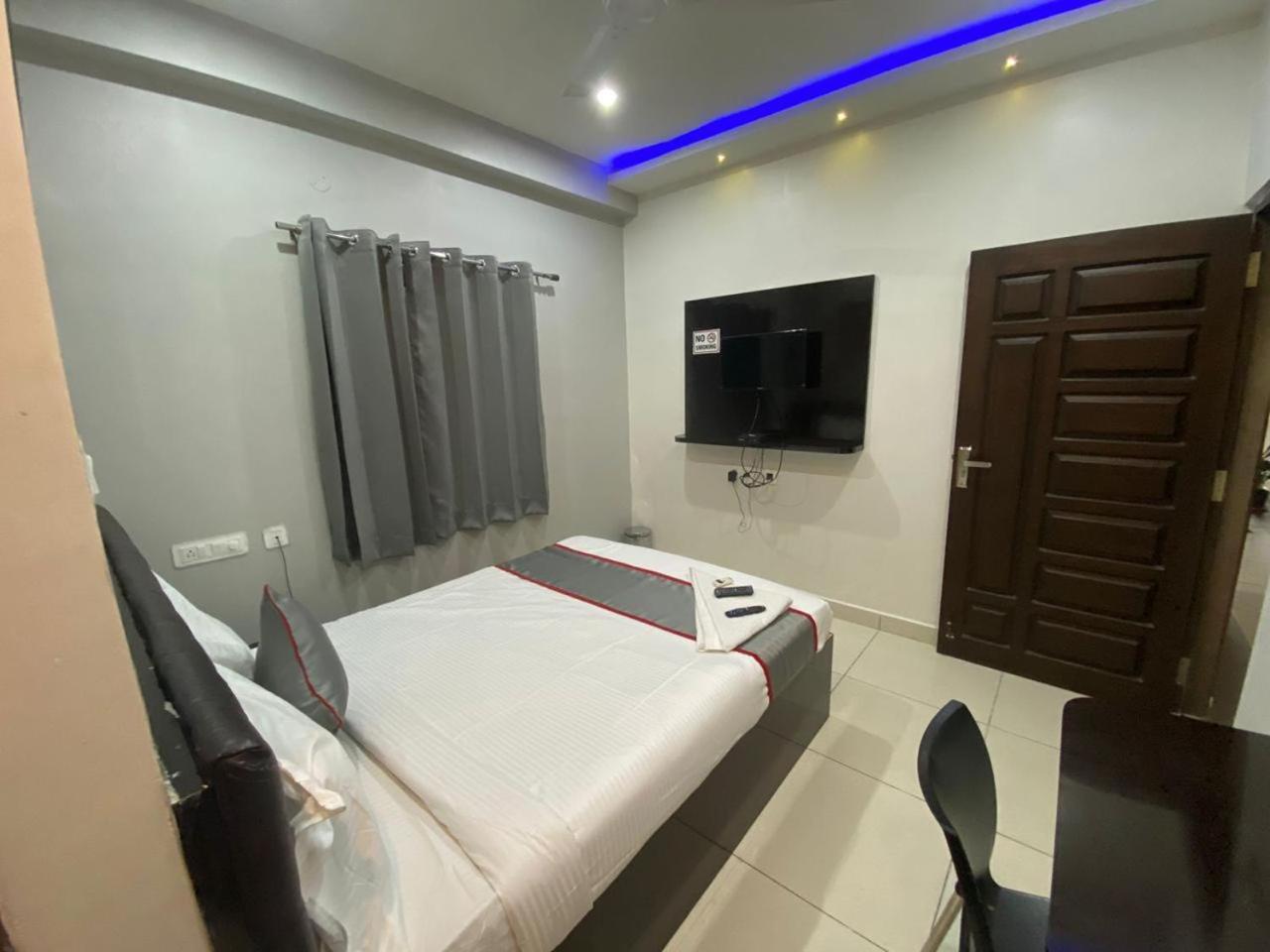 Hotel Grandview Kondapur  ภายนอก รูปภาพ