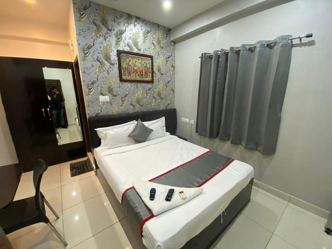 Hotel Grandview Kondapur  ภายนอก รูปภาพ